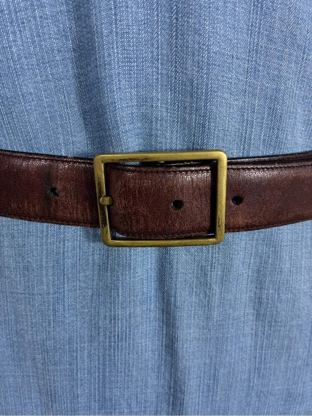Mens belt Sz 34 Classic Brown Leather with Brass Buckle